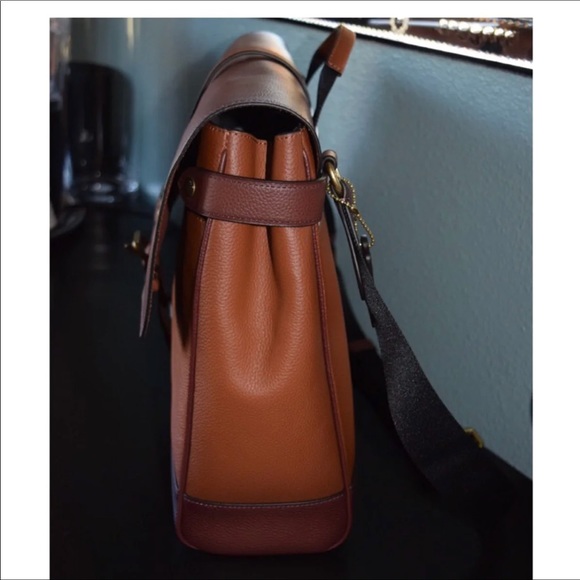 SOLD NWT Coach Hudson Leather Messenger Bag - Picture 6 of 8